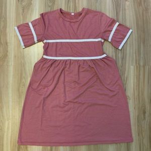 Magenta/ pink dress IT HAS POCKETS!